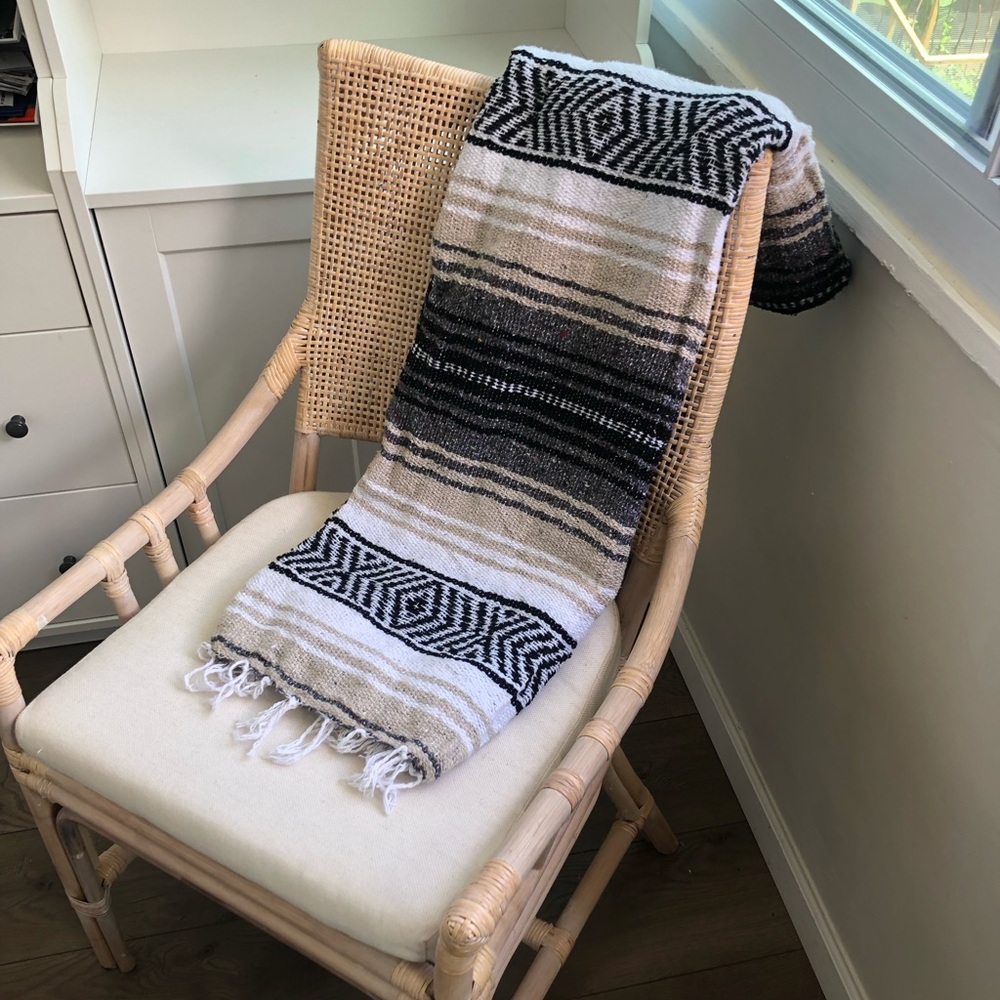 Frank’s Textiles Mexican Falsa Blanket